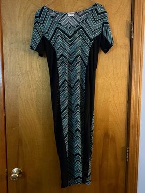 Jon & Anna Black and Teal Chevron Short Sleeve Midi Dress